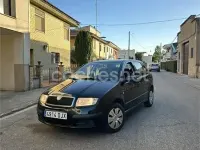 Usado Skoda Fabia 64 CV (47 kW) 2005 Negro Berlina