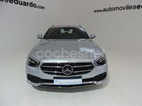 Usado Mercedes E220 194 CV (142 kW) 2021 Gris / plata Familiar