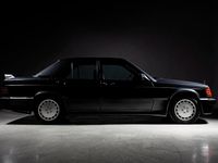 Usado Mercedes 190 185 CV (136 kW) 1987 Gris Berlina