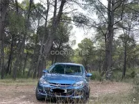 Usado Opel Astra 110 CV (80 kW) 2013 Azul Berlina