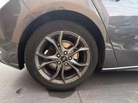 Usado Ford Focus ST-Line 125 CV (91 kW) 2019 Gris Utilitario