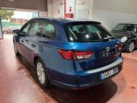 Usado Seat Leon Style 110 CV (80 kW) 2016 Azul Familiar