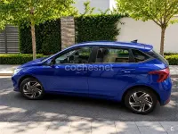 Usado Hyundai i20 100 CV (73 kW) 2021 Azul Utilitario