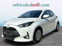 Usado Toyota Yaris Business Edition 69 CV (50 kW) 2022 Blanco Berlina