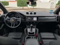 Usado Porsche Cayenne 462 CV (339 kW) 2020 Gris SUV