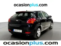 Usado Kia Ceed 90 CV (66 kW) 2011 Negro Utilitario