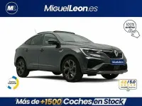 Usado Renault Arkana RS Line 145 CV (106 kW) 2022 Negro SUV
