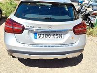 Usado Mercedes GLA200 136 CV (100 kW) 2018 Gris / plata SUV