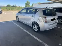 Usado Toyota Verso Advance 126 CV (92 kW) 2009 Gris / plata Monovolumen
