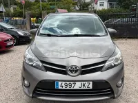Usado Toyota Verso Comfort 112 CV (82 kW) 2015 Beige Monovolumen
