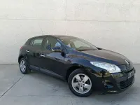 Usado Renault Mégane Authentique 110 CV (80 kW) 2012 Negro Berlina