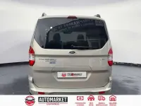 Usado Ford Tourneo Courier Ambiente 102 CV (75 kW) 2015 Beige Monovolumen