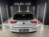 Usado VW Golf VIII 110 CV (80 kW) 2021 Gris / plata Berlina