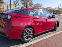 Usado Toyota Prius 122 CV (89 kW) 2019 Rojo Utilitario