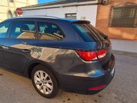 Usado Seat Leon Style 115 CV (84 kW) 2019 Gris / plata Familiar