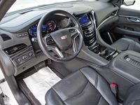 Usado Cadillac Escalade 409 CV (300 kW) 2011 Blanco SUV