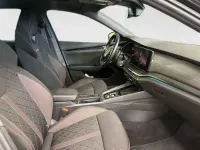 Usado Skoda Octavia RS 245 CV (180 kW) 2022 Negro Familiar