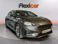 Usado Ford Focus ST-Line 125 CV (91 kW) 2020 Gris Berlina