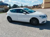 Usado Seat Leon I-Tech 105 CV (77 kW) 2015 Blanco Berlina