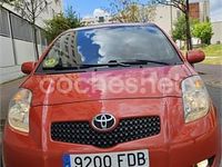 Usado Toyota Yaris Luna 75 CV (55 kW) 2006 Naranja Berlina