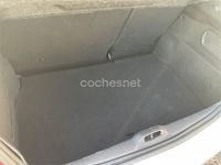 Usado Peugeot 208 Active 82 CV (60 kW) 2014 Blanco Utilitario