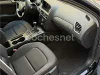 Usado Audi A4 136 CV (100 kW) 2012 Negro Familiar