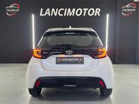Usado Toyota Yaris 125 CV (91 kW) 2022 Blanco Utilitario