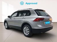 Usado VW Tiguan Edition 131 CV (96 kW) 2020 Gris SUV