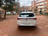 Usado Seat Leon Style 116 CV (85 kW) 2021 Blanco Berlina
