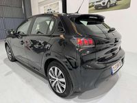 Usado Peugeot e-208 Active 100 kW (136 CV) 2021 Negro Utilitario