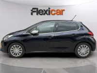 Begagnad Peugeot 208 Allure 110 HK (80 kW) 2017 Blå Halvkombi