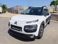 Usado Citroën C4 Live 100 CV (73 kW) 2016 Blanco Berlina