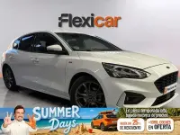 Usado Ford Focus ST-Line 120 CV (88 kW) 2021 Blanco