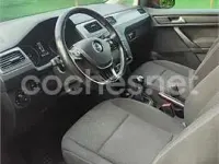 Usado VW Caddy 102 CV (75 kW) 2019 Rojo Monovolumen