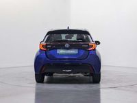 Usado Toyota Yaris Hybrid Style 75 CV (55 kW) 2022 Azul Berlina