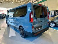 Usado Nissan Primastar N-Connecta 110 CV (80 kW) 2024 Gris / plata Monovolumen