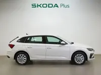 Usado Skoda Scala Essence 95 CV (69 kW) 2024 Blanco Utilitario