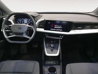 Usado Audi Q4 e-tron Advanced Plus 150 kW (204 CV) 2023 Gris/plata SUV