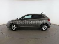 Usado VW Polo Advance 95 CV (69 kW) 2019 Gris Berlina