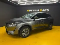 Usado Nissan Qashqai Acenta 140 CV (102 kW) 2023 Gris / plata SUV