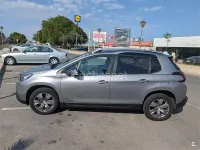 Usado Peugeot 2008 Style 100 CV (73 kW) 2018 Gris / plata SUV