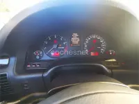 Usado Audi A8 193 CV (141 kW) 1999 Azul Berlina