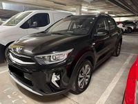 Usado Kia Stonic 99 CV (72 kW) 2022 Negro SUV