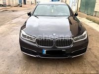 Usado BMW 740 Shadowline 320 HP (235 kW) 2018 Preto Sedan