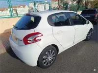 Usado Peugeot 208 Active 68 CV (50 kW) 2014 Blanco Utilitario
