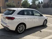 Usado Mercedes B180 116 CV (85 kW) 2020 Blanco Utilitario