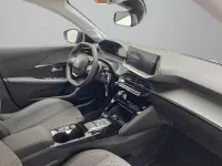Nuevo Peugeot 208 Allure 110 CV (80 kW) 2025 Rojo Utilitario