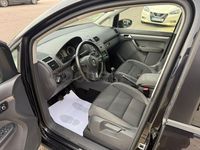 Usado VW Touran Advance 140 CV (102 kW) 2013 Negro Monovolumen