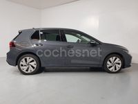 Usado VW Golf VIII 115 CV (84 kW) 2025 Gris / plata Berlina