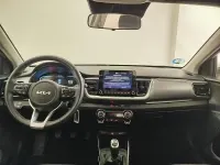 Usado Kia Stonic 100 CV (73 kW) 2025 Blanco SUV